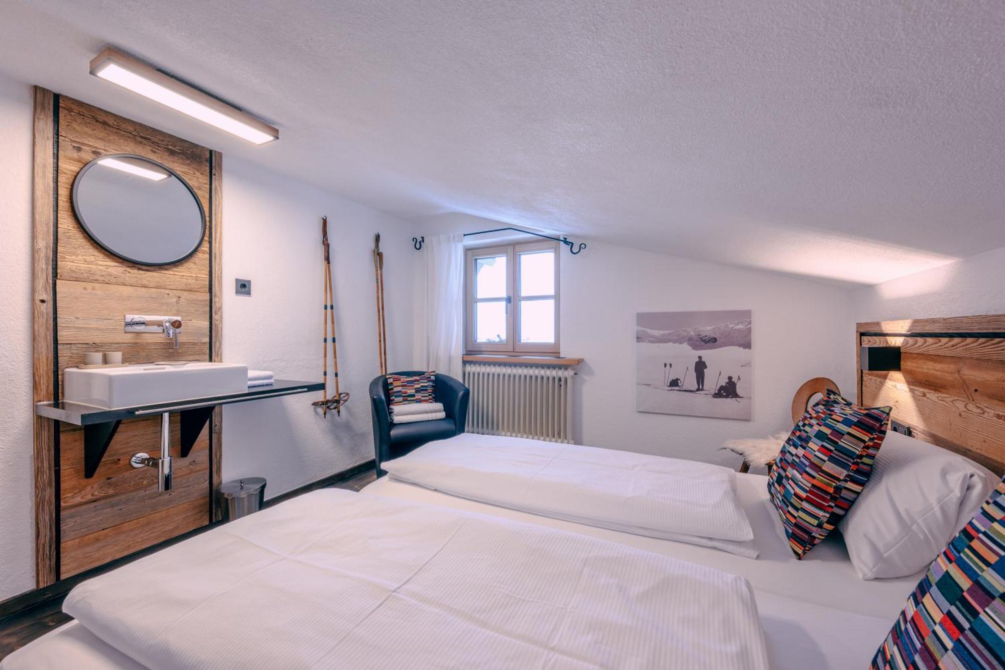 Haus Richard Falch - Inklusive Kostenloser Premium-Sommerkarte Sankt Anton am Arlberg Exterior foto